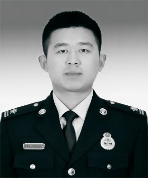 痛心！北京消防員馮振在搶險救災中犧牲，年僅30歲”